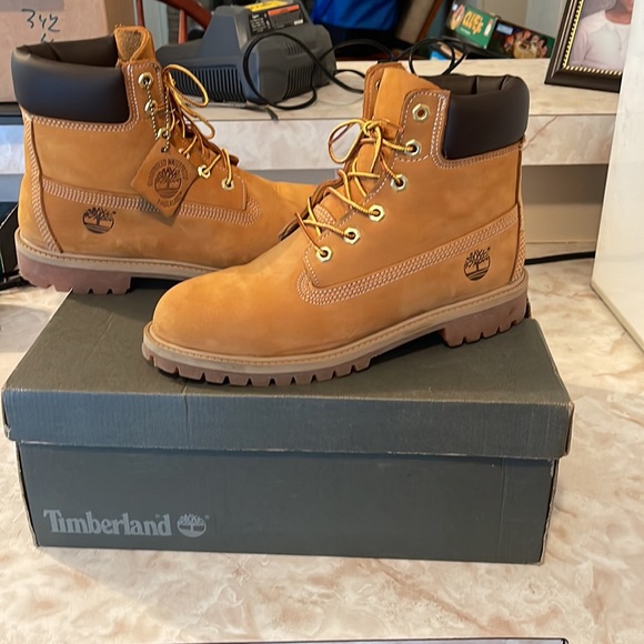 Timberland Shoes - Timberland Wheat Boots Women’s Size 8.5